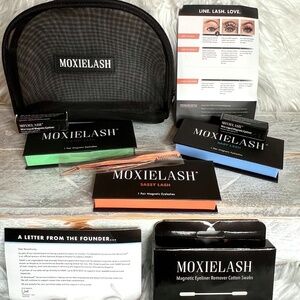 Brand New Moxie Lashes
